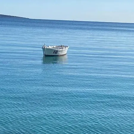 Tatjana, Rab Lägenhet Palit